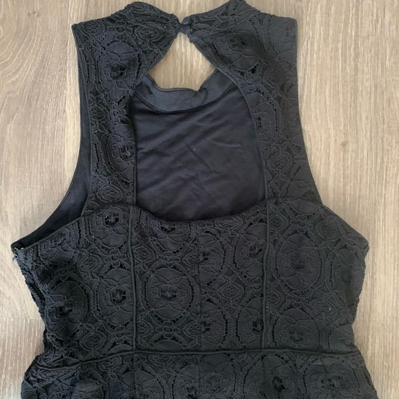 UO Kimchi Blue JACKIE HIGH-NECK LACE DRESS - Picture 6 of 9